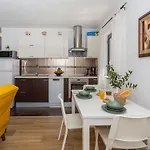 1 Bedroom With Terrace ニヴィーチェ